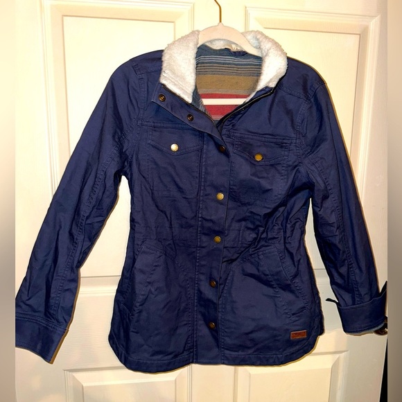 L.L. Bean Jackets & Blazers - L.L. Bean Dark Blue Utility Jacket with White Sherpa Collar XS pet. outdoor fall